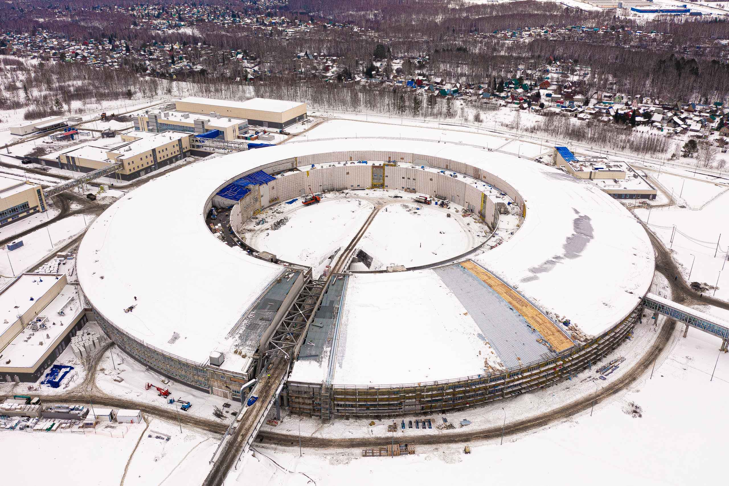 «СКИФ» на старте: пучок с энергией 3 ГэВ устойчиво циркулирует в бустерном кольце