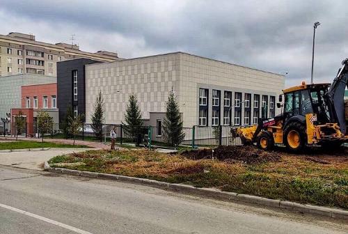 В Кольцово обустраивают новый пешеходный переход