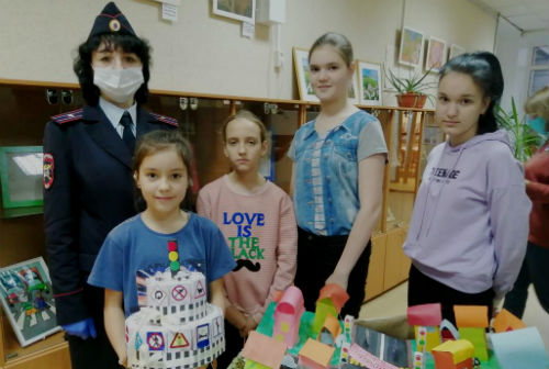 Более 50 юных кольцовчан стали участниками «Дорожного калейдоскопа»