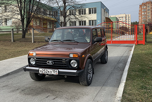 Нарушители правил благоустройства облюбовали въезд в «Егорку»