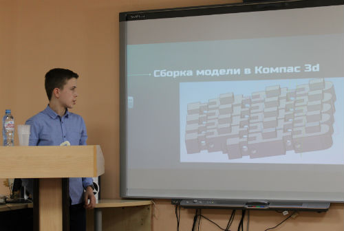 Научно-технологические проекты учащихся Кольцовской школы № 5 получили высокую оценку на муниципальном конкурсе
