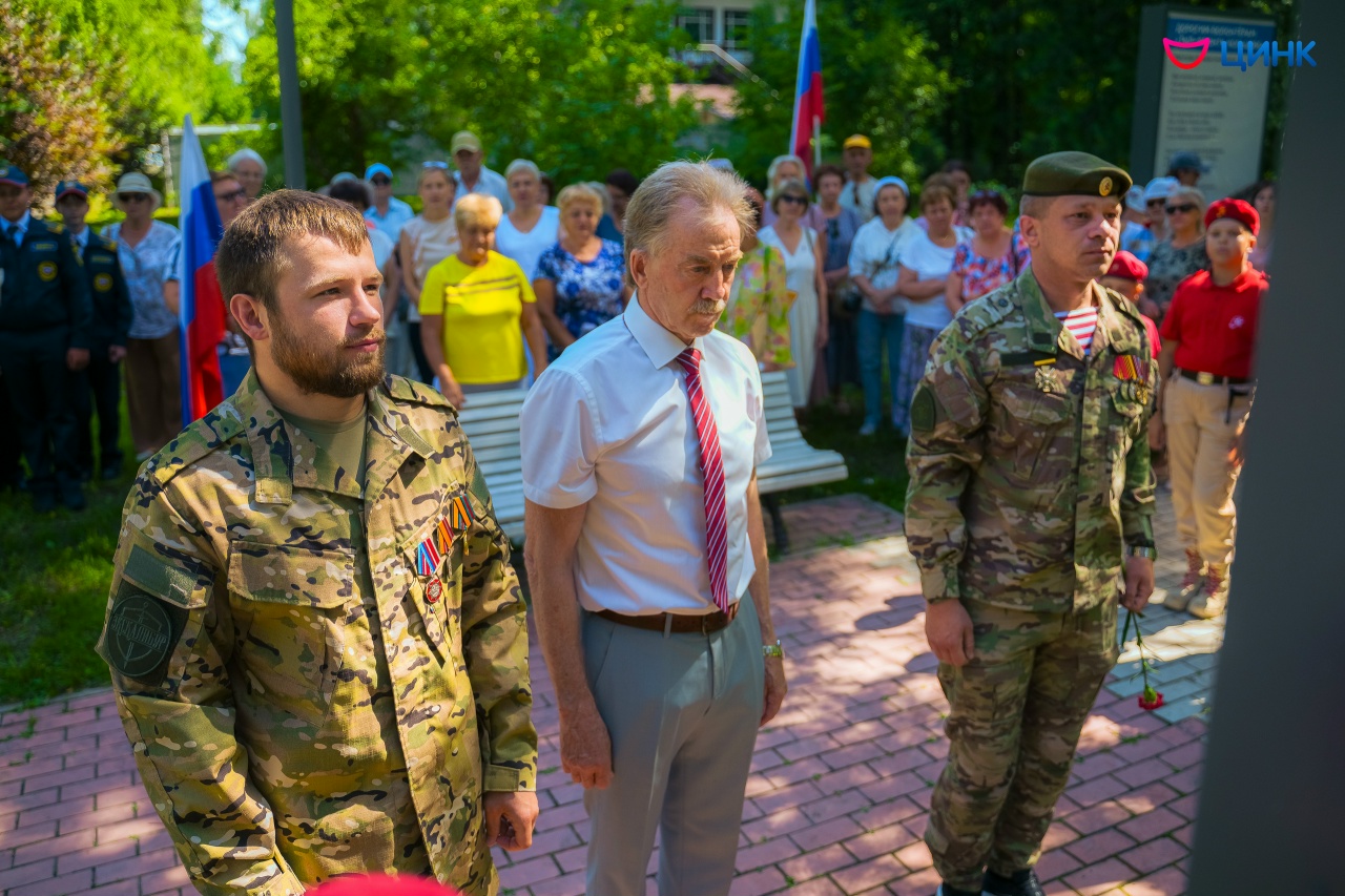 Митинг, посвященный Дню ветеранов боевых действий, прошел в Кольцово