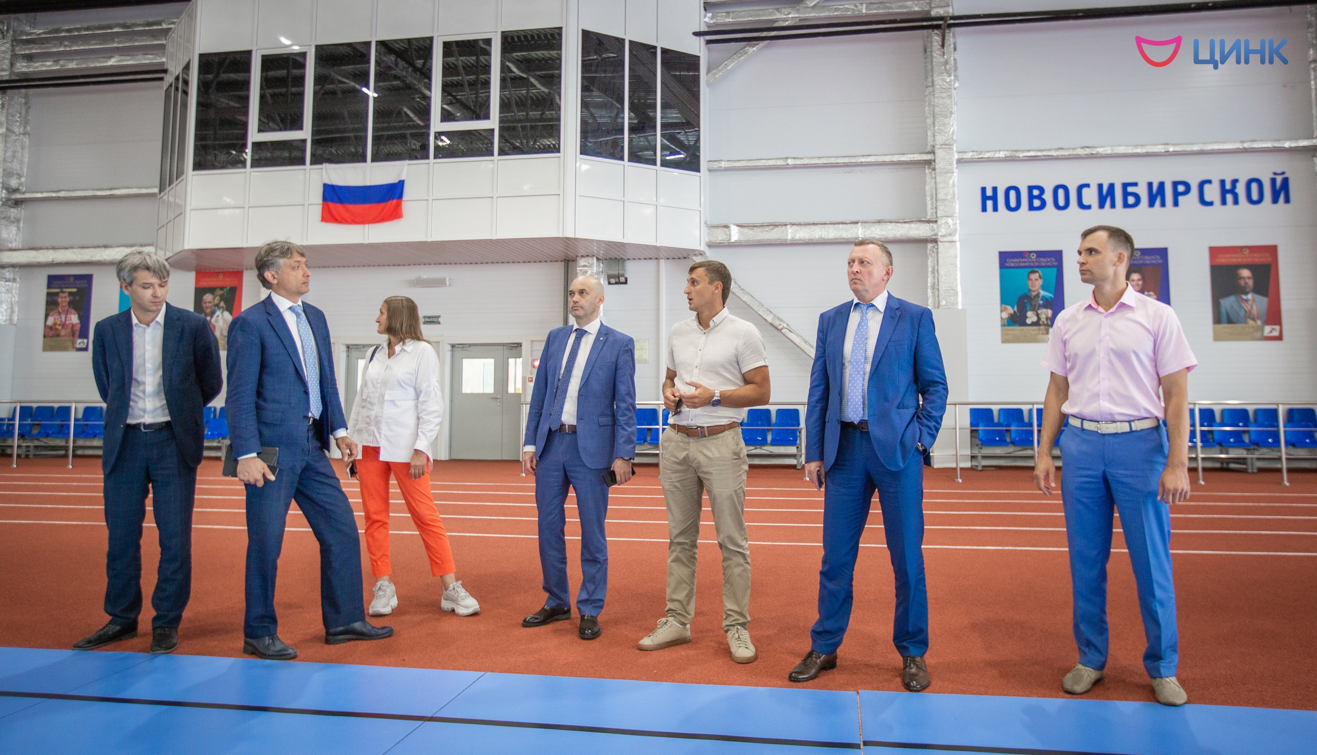 Правительственная делегация посетила спортивные объекты Кольцово