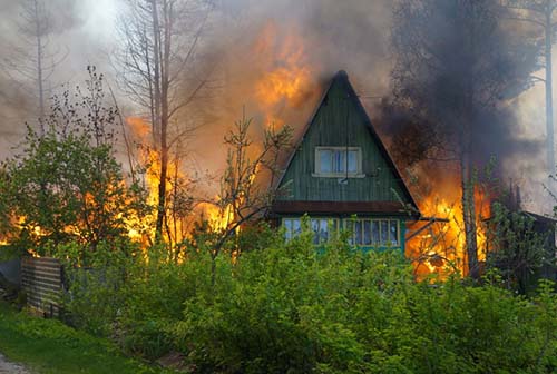 Чтобы дача не сгорела